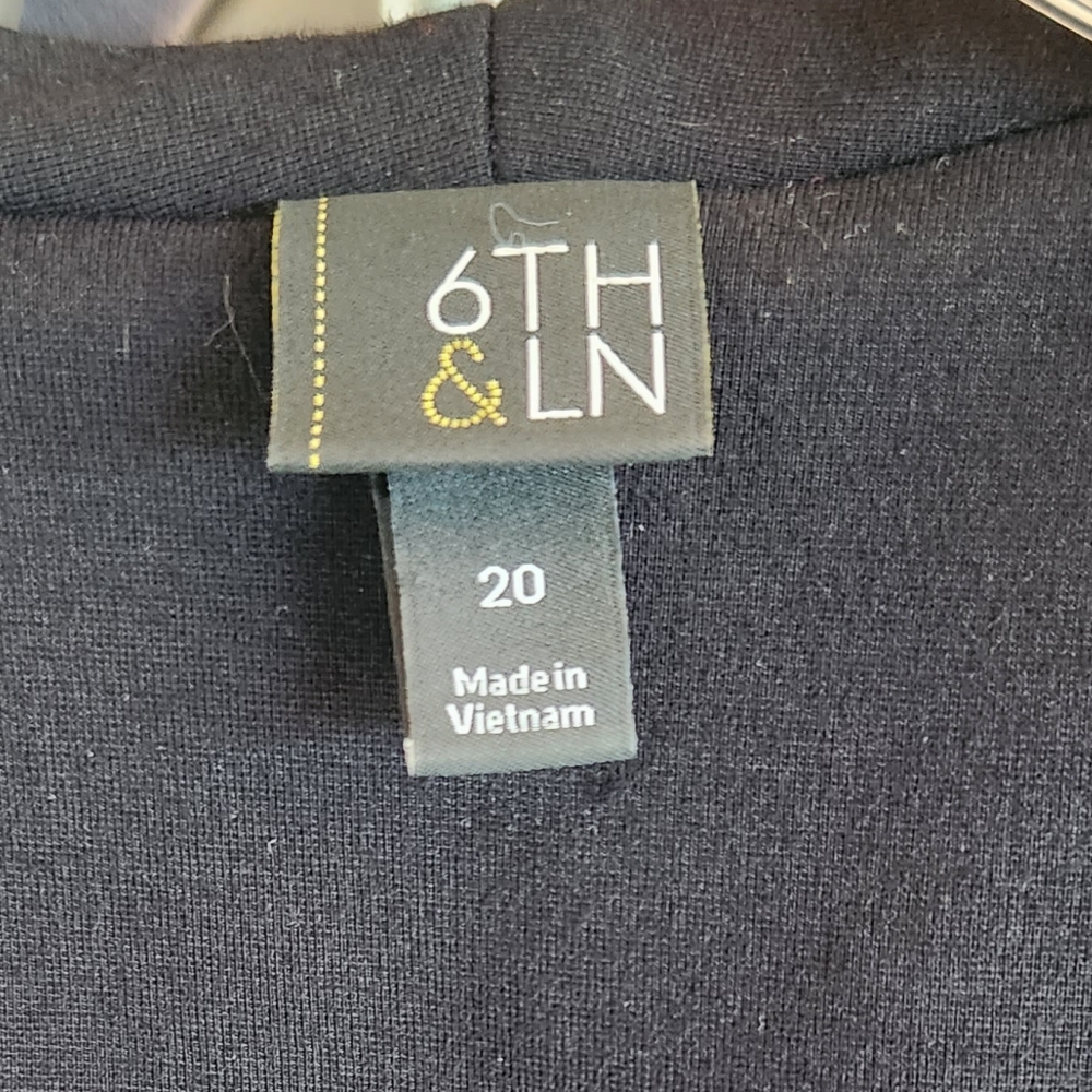 Elegant Black Women's Blazer - Picture 8 of 8